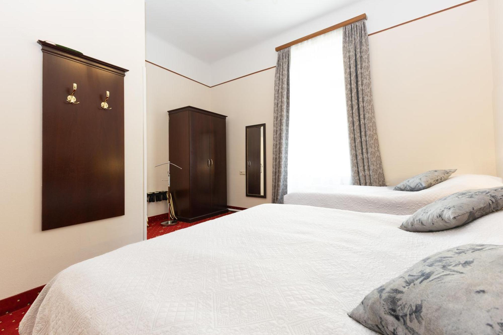 Hotel Viktoria Schoenbrunn Wiedeń Zewnętrze zdjęcie