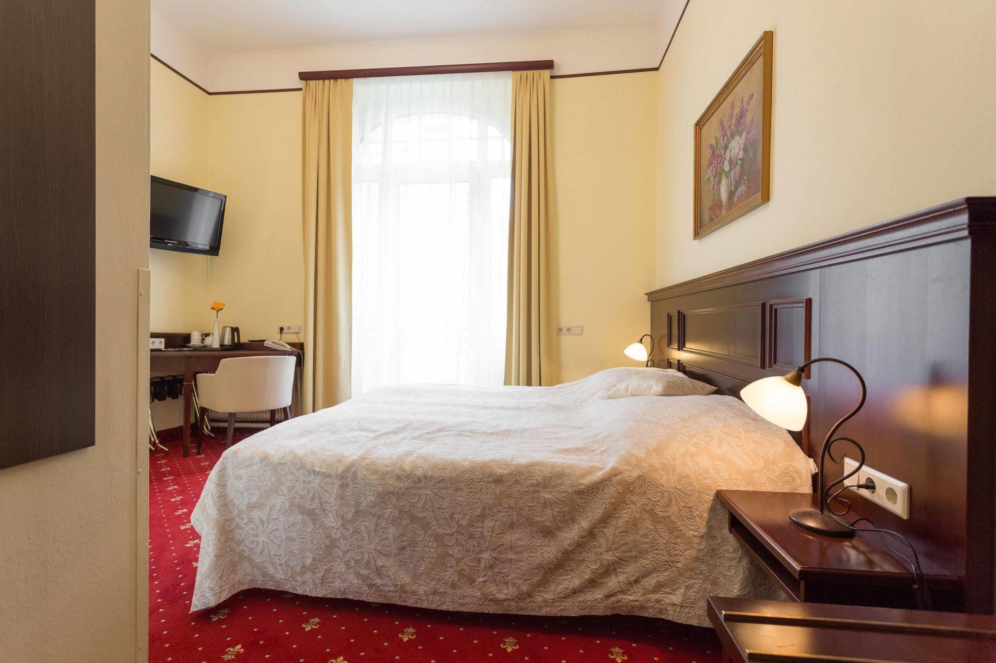 Hotel Viktoria Schoenbrunn Wiedeń Zewnętrze zdjęcie